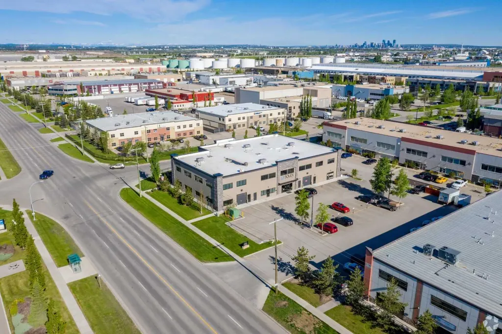 4720 106 Avenue SE Calgary AB T2Z 0G4