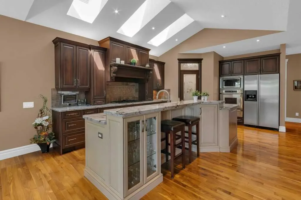 9 Tanner Close SE Airdrie AB T4A 2E8