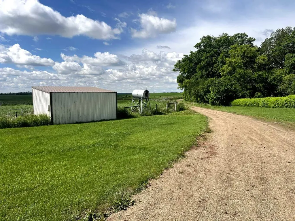 513001 Rr70 Rural Vermilion River County Of AB T9X1B1