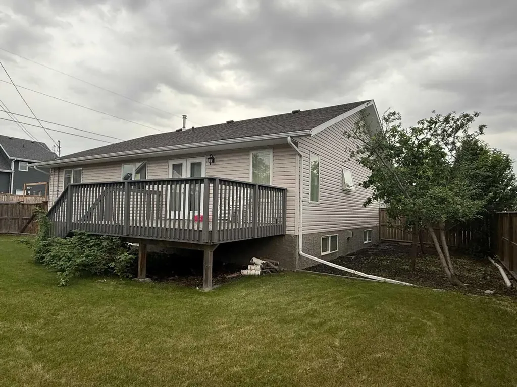 5203 64 Street Vermilion AB T9X 1X5