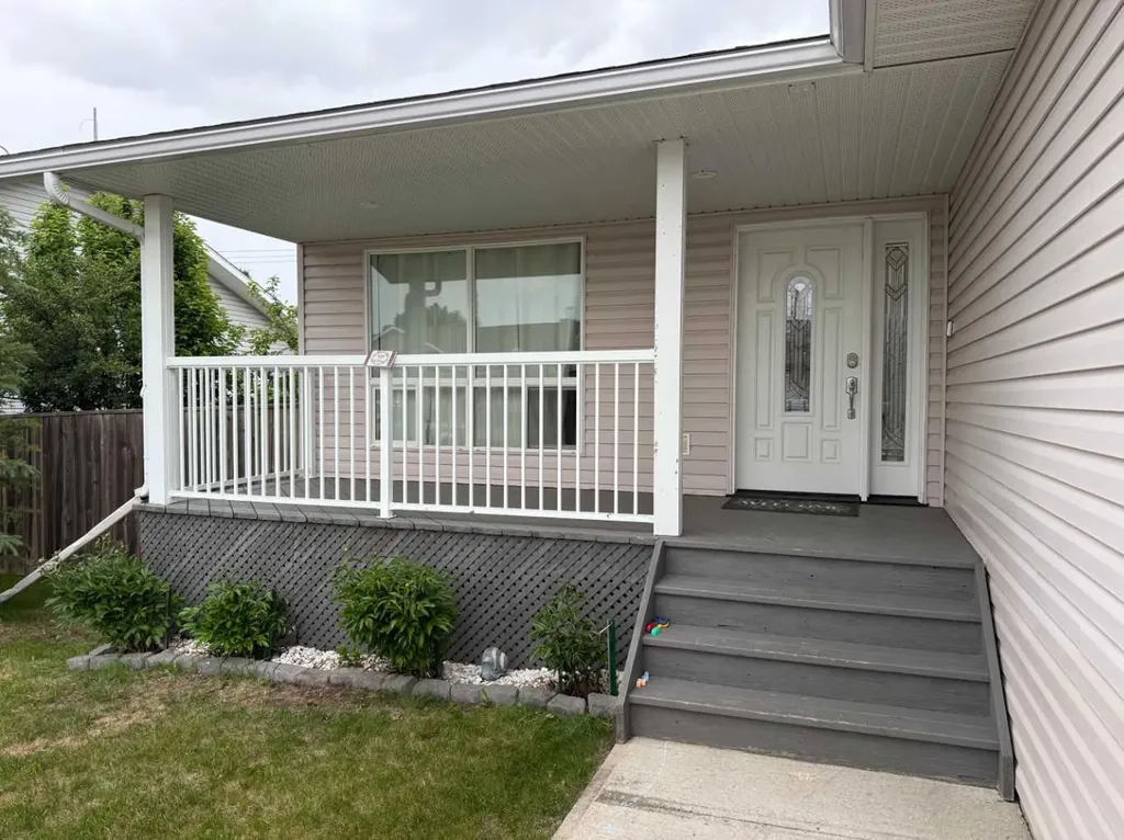 5203 64 Street Vermilion AB T9X 1X5