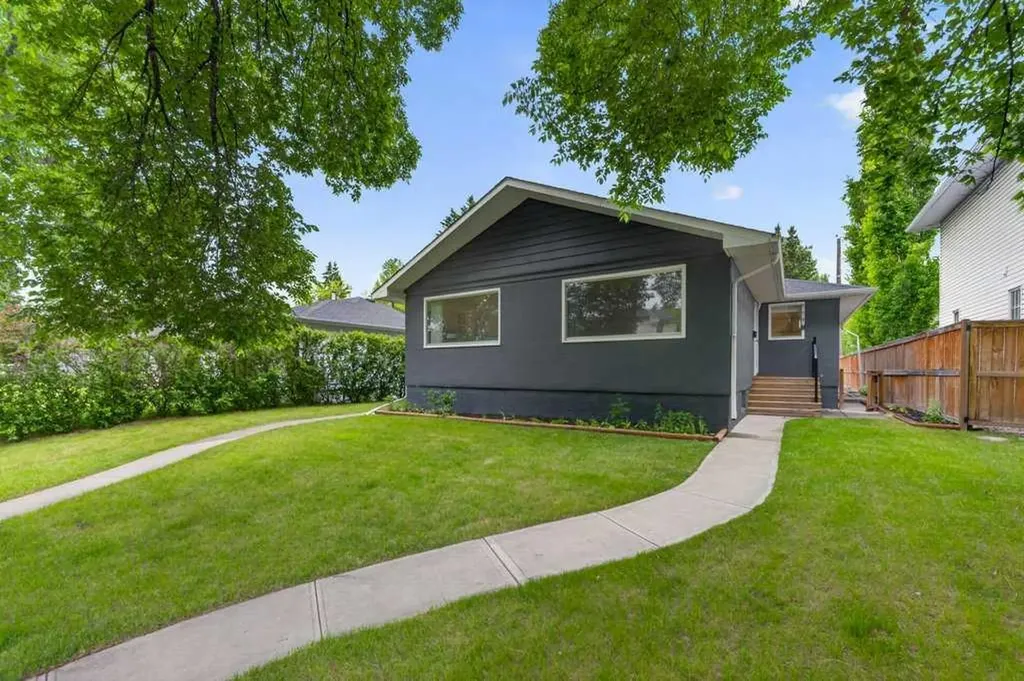 319 37 Street SW Calgary AB T3C 1R5