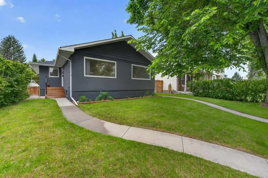 319 37 Street SW Calgary AB T3C 1R5