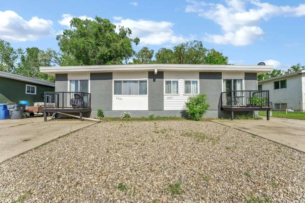 2257 Upland Drive SE Medicine Hat AB T1A 7K3