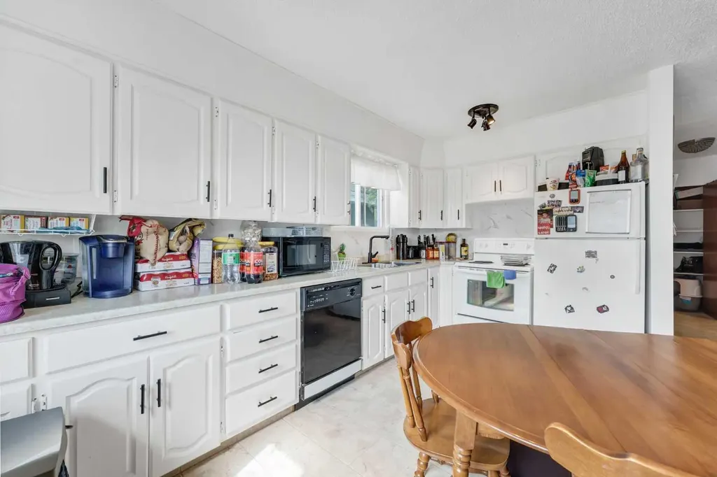 2257 Upland Drive SE Medicine Hat AB T1A 7K3