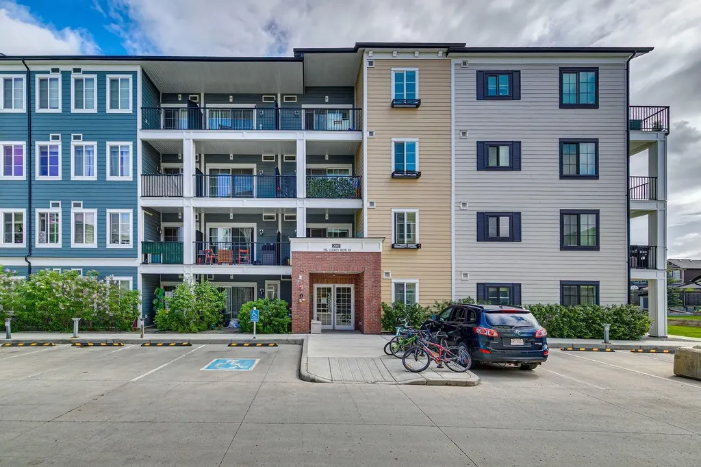 215 Legacy Boulevard SE Calgary AB T2X 3Z5