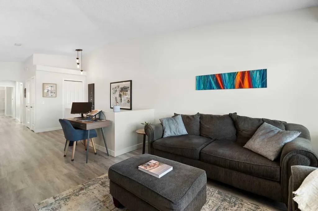 230 Eversyde Boulevard SW Calgary AB T2Y 0J4