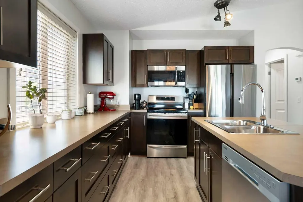 230 Eversyde Boulevard SW Calgary AB T2Y 0J4