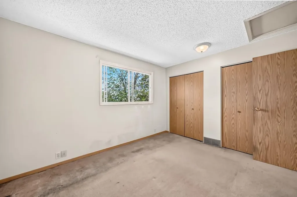 103 Rivervalley Crescent SE Calgary AB T2C 3K4