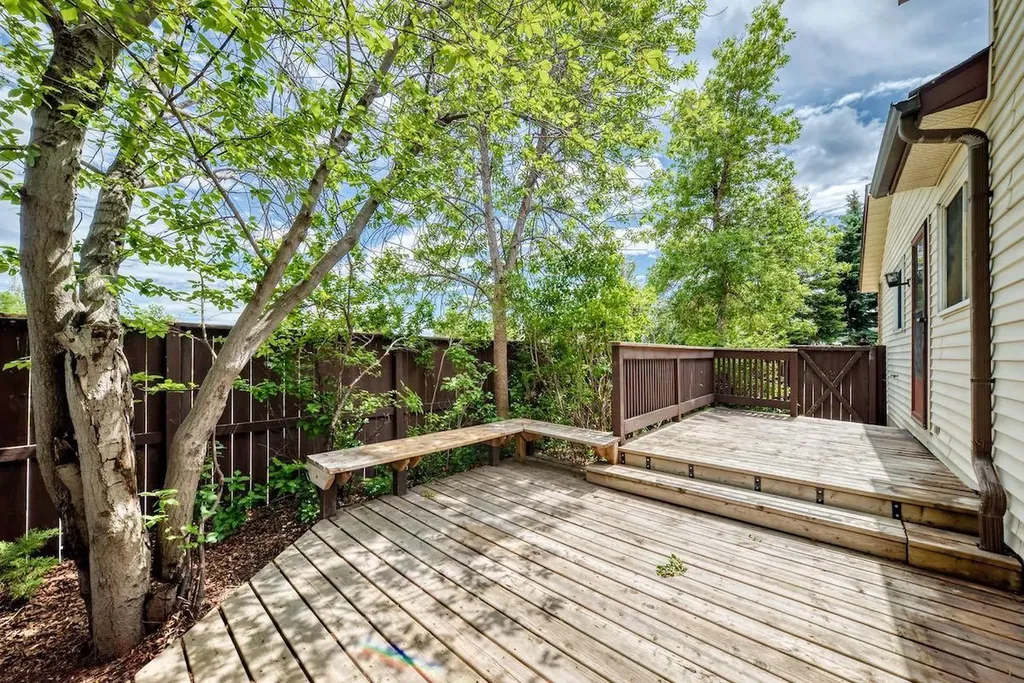 103 Rivervalley Crescent SE Calgary AB T2C 3K4