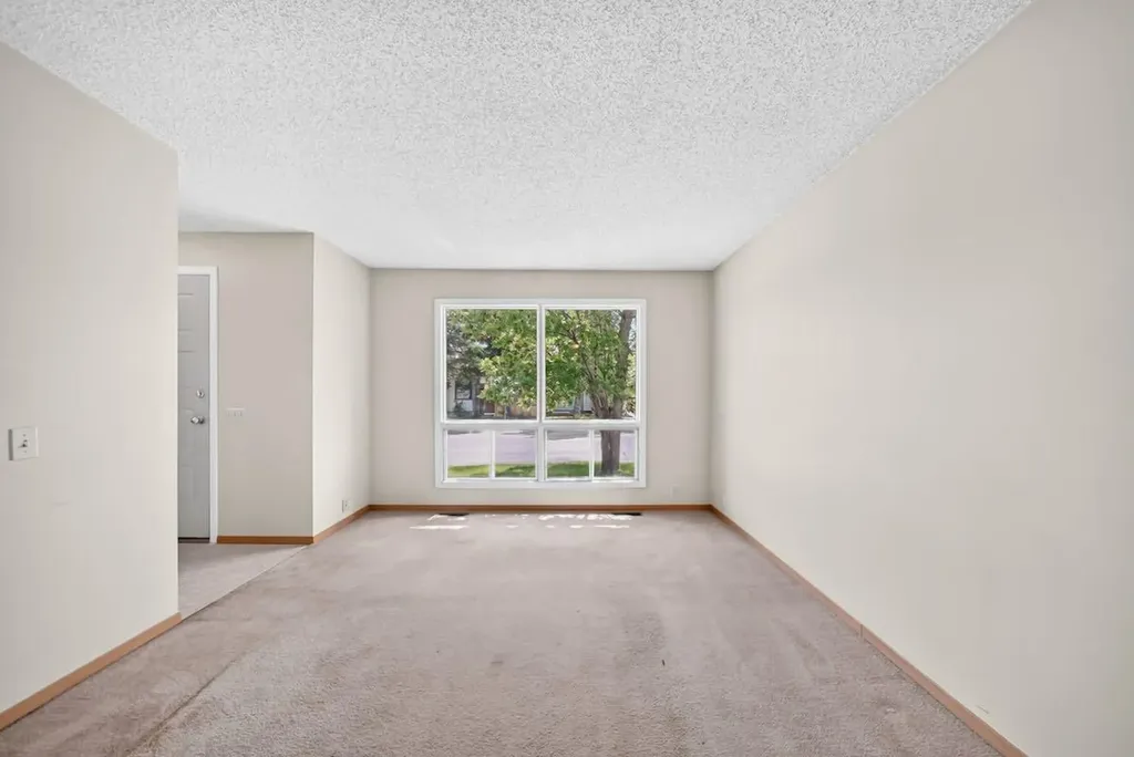 103 Rivervalley Crescent SE Calgary AB T2C 3K4