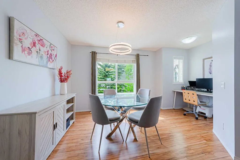 165 Tuscany Court NW Calgary AB T3L 2Y9
