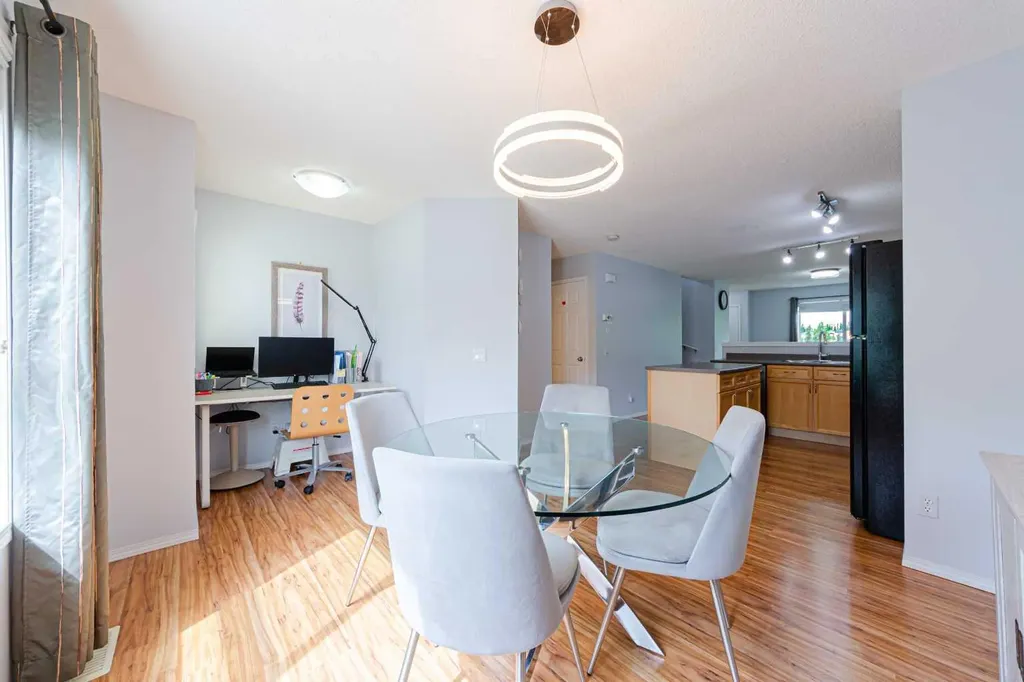 165 Tuscany Court NW Calgary AB T3L 2Y9