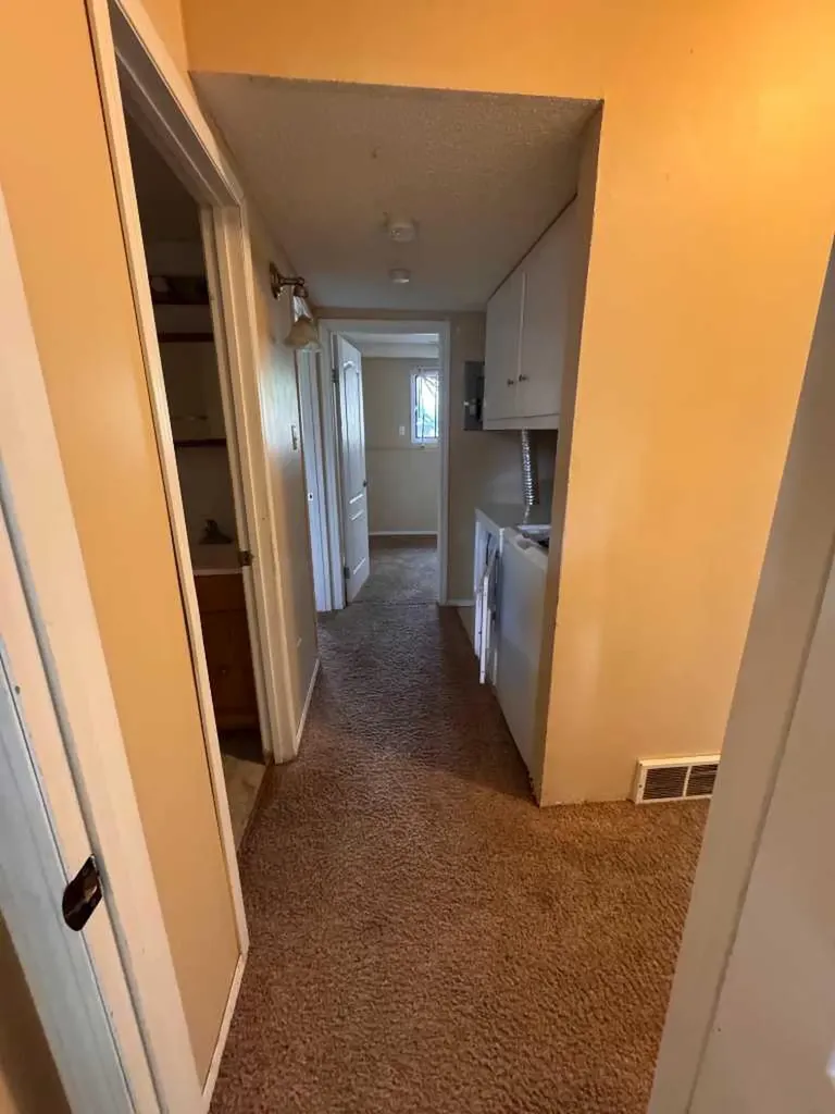 101 Cooney Road SE Medicine Hat AB T1B 1Y7