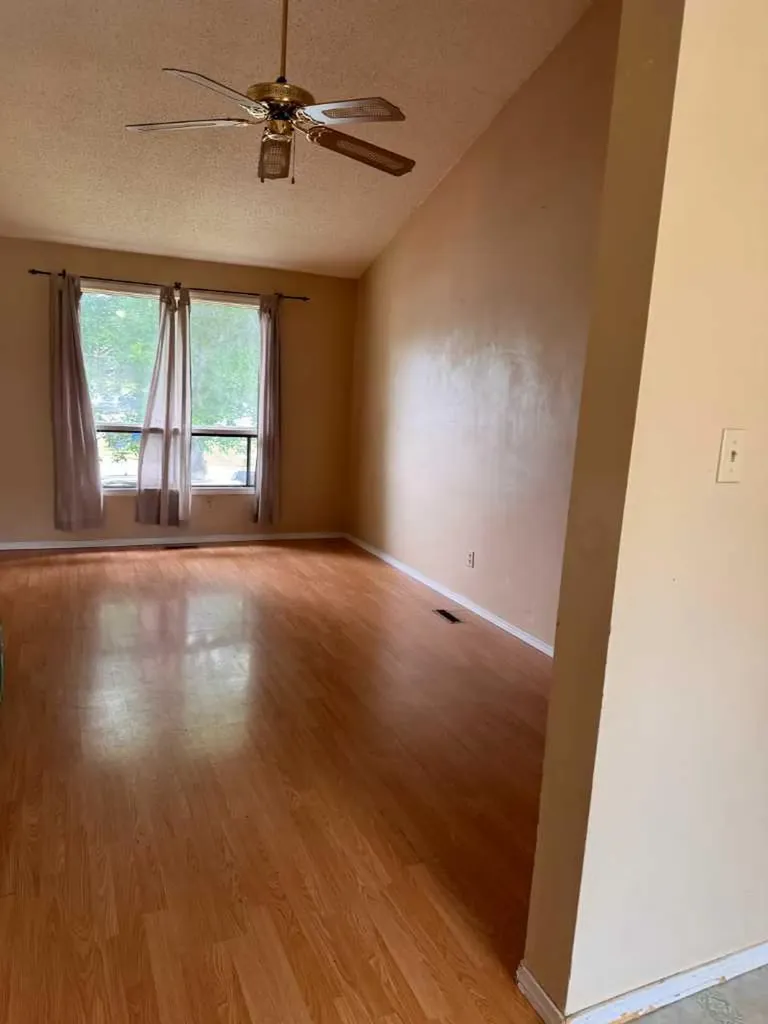 101 Cooney Road SE Medicine Hat AB T1B 1Y7