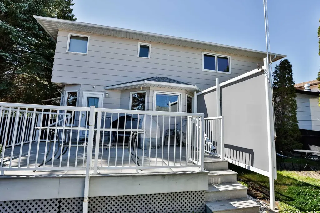 2265 27 Avenue S Lethbridge AB T1K 6K5