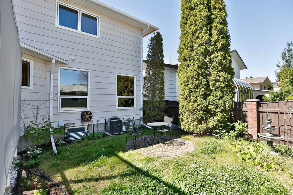 2265 27 Avenue S Lethbridge AB T1K 6K5