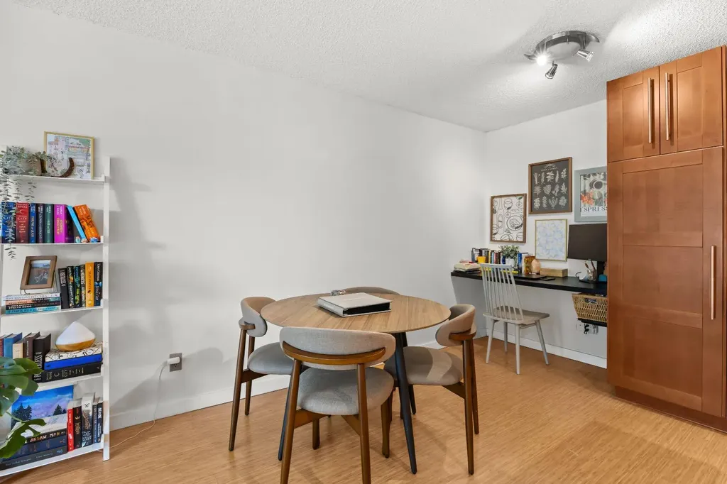 924 18 Avenue SW Calgary AB T2T 0H1