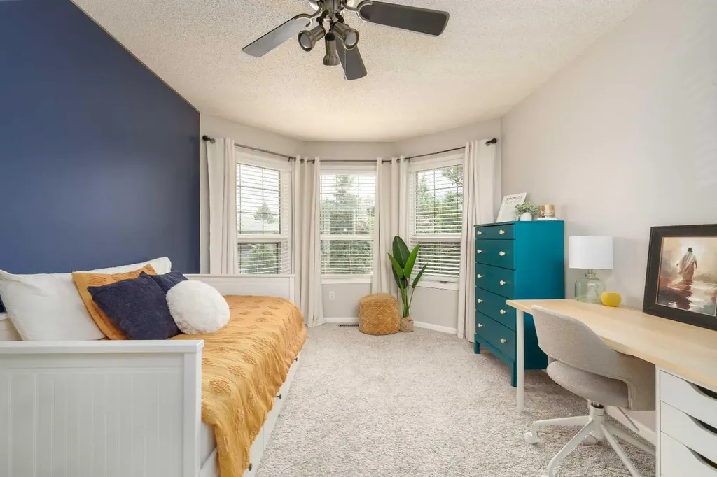 205 Kings Bay S Lethbridge AB T1K 5G1