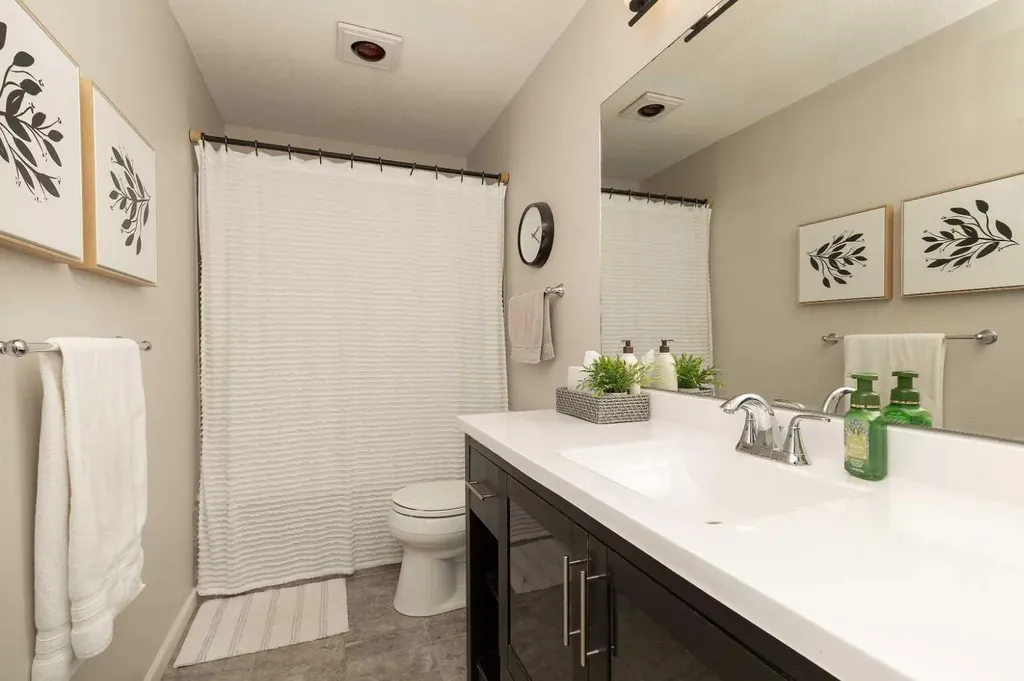 205 Kings Bay S Lethbridge AB T1K 5G1