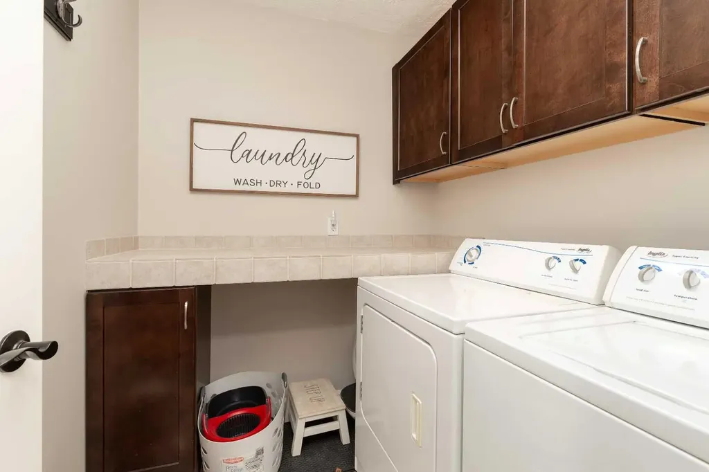 205 Kings Bay S Lethbridge AB T1K 5G1