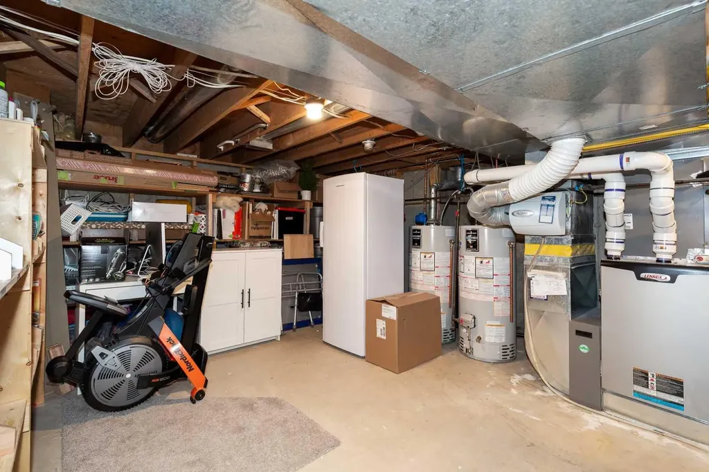 205 Kings Bay S Lethbridge AB T1K 5G1