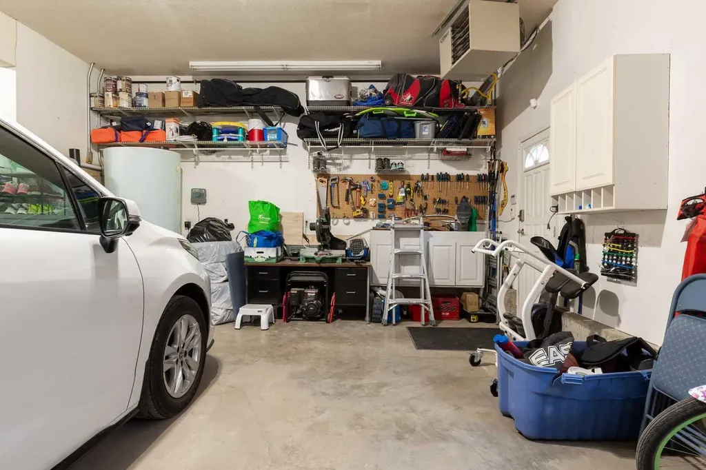 205 Kings Bay S Lethbridge AB T1K 5G1