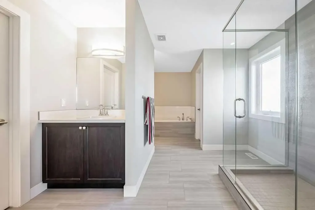 82 Panton View NW Calgary AB T3K 0X8