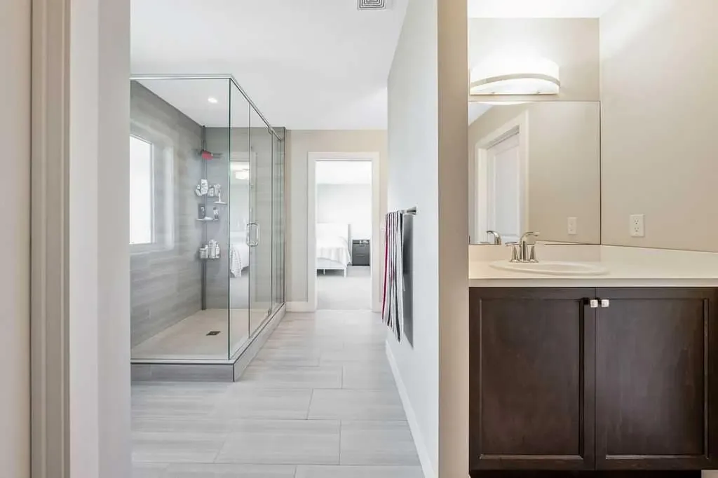 82 Panton View NW Calgary AB T3K 0X8