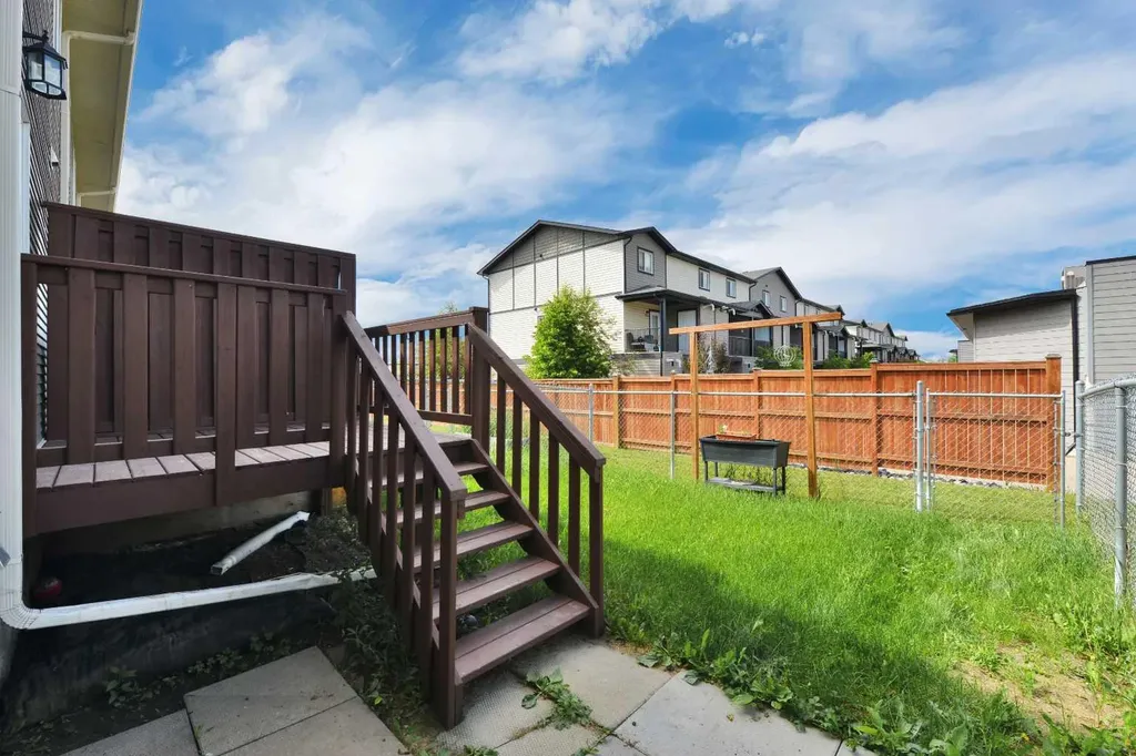 45 Winston Place Blackfalds AB T4M 0K9