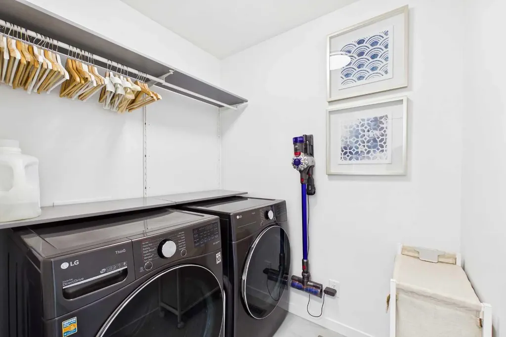 395 Copperhead Way SE Calgary AB T2Z 5G1