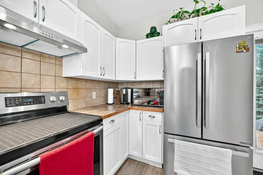 111 Tarawood Lane NE Calgary AB T3J 0B9