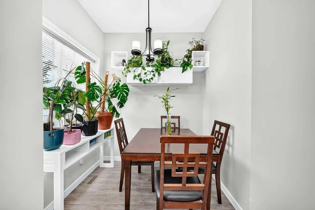 111 Tarawood Lane NE Calgary AB T3J 0B9