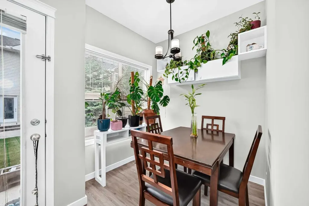 111 Tarawood Lane NE Calgary AB T3J 0B9