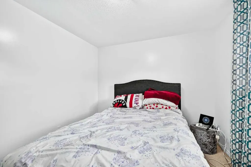 111 Tarawood Lane NE Calgary AB T3J 0B9