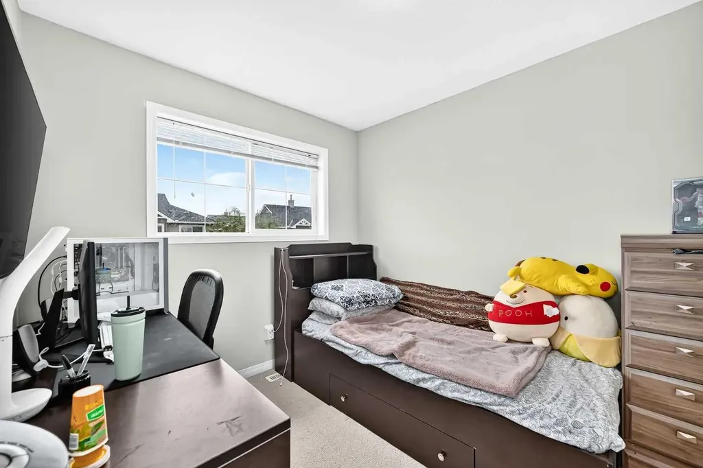 111 Tarawood Lane NE Calgary AB T3J 0B9