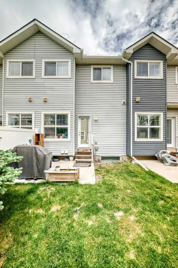 111 Tarawood Lane NE Calgary AB T3J 0B9