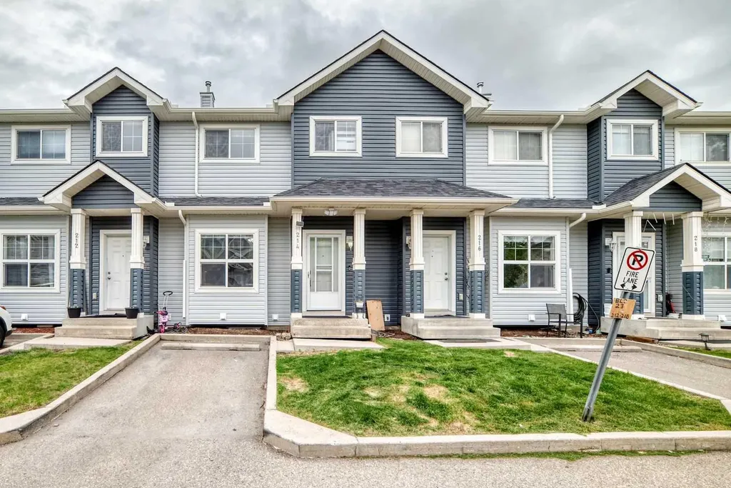 111 Tarawood Lane NE Calgary AB T3J 0B9