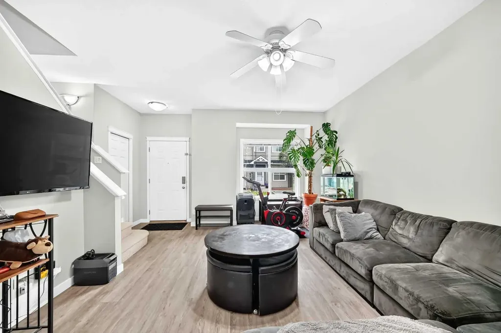 111 Tarawood Lane NE Calgary AB T3J 0B9