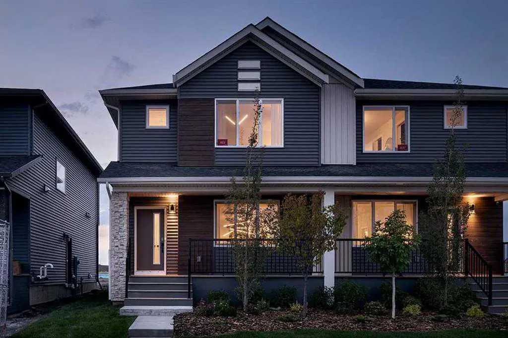 18 Creekview Avenue SW Calgary AB T2C6M1