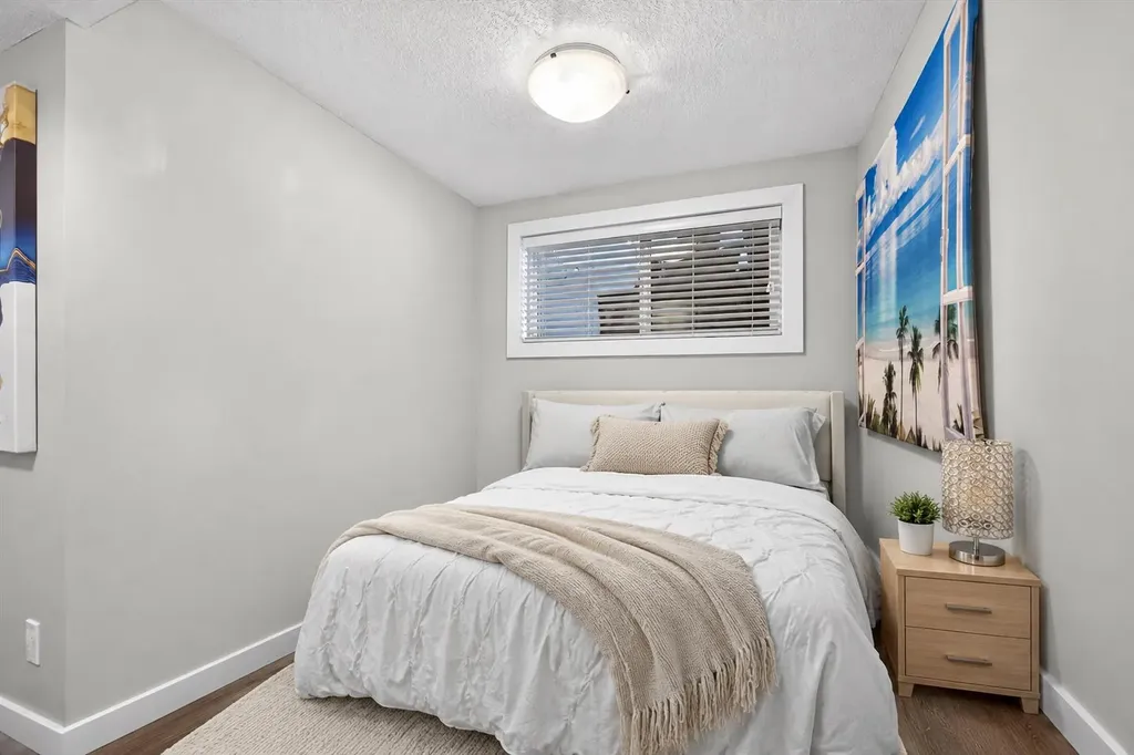 2815 17 Street SW Calgary AB T2T 6T5