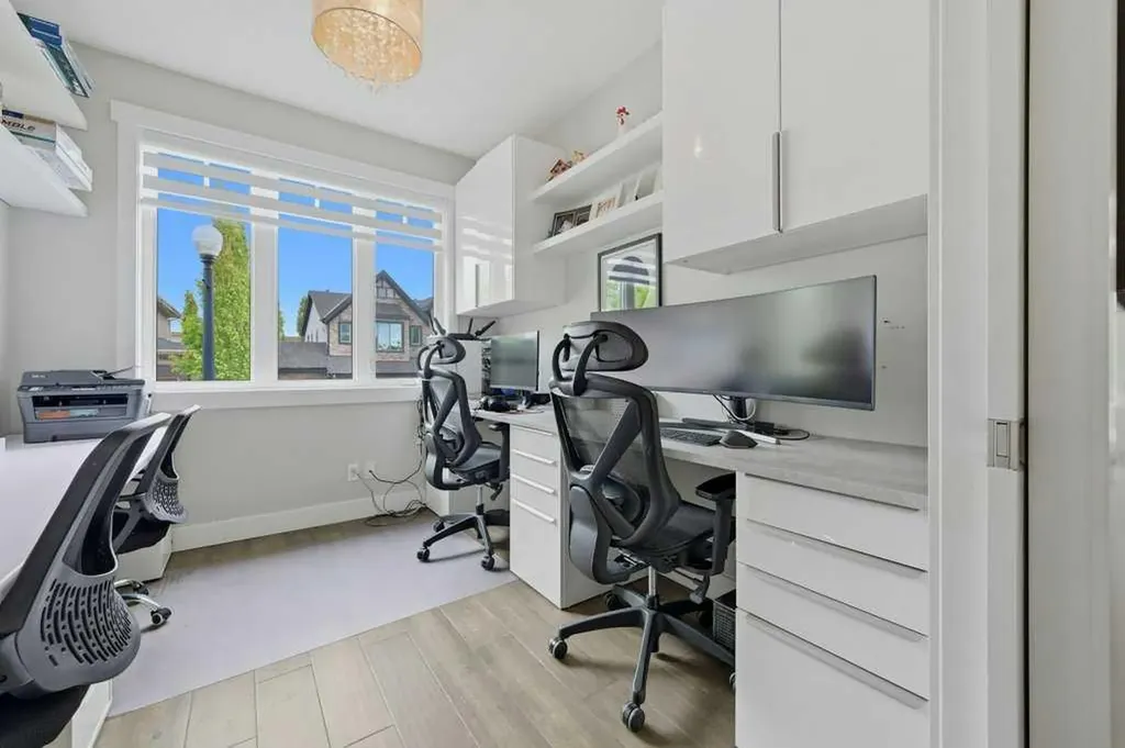 73 Westpark Crescent SW Calgary AB T3H 0C2