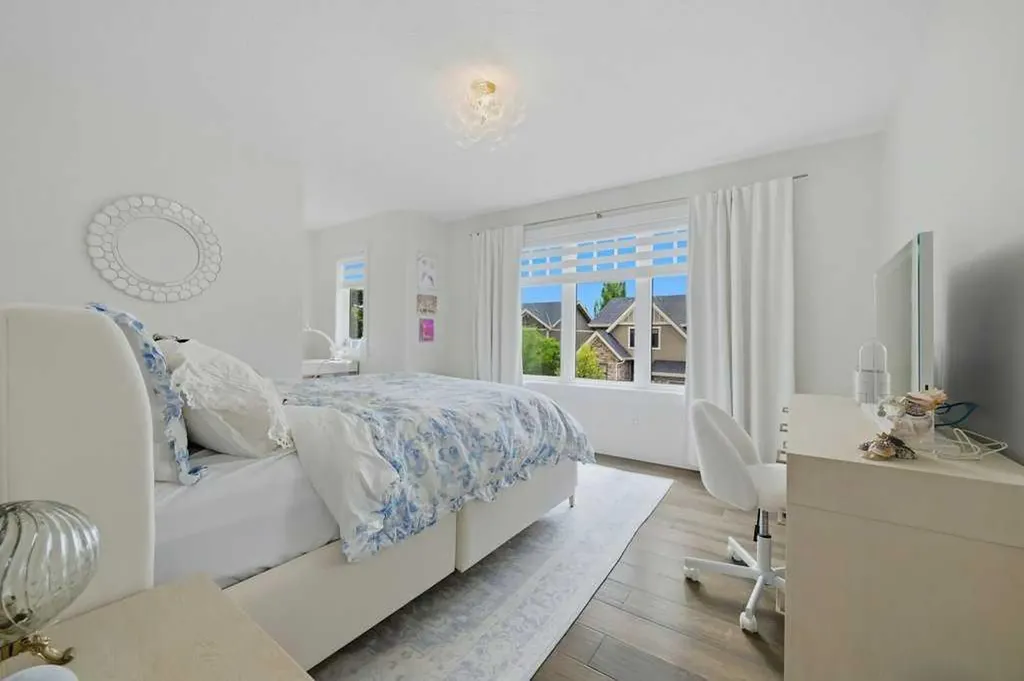 73 Westpark Crescent SW Calgary AB T3H 0C2