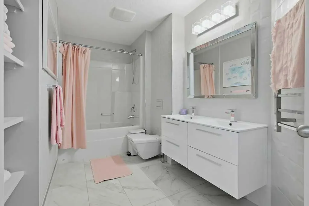 73 Westpark Crescent SW Calgary AB T3H 0C2