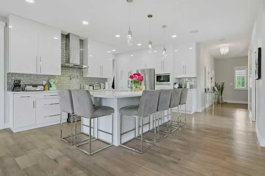 73 Westpark Crescent SW Calgary AB T3H 0C2