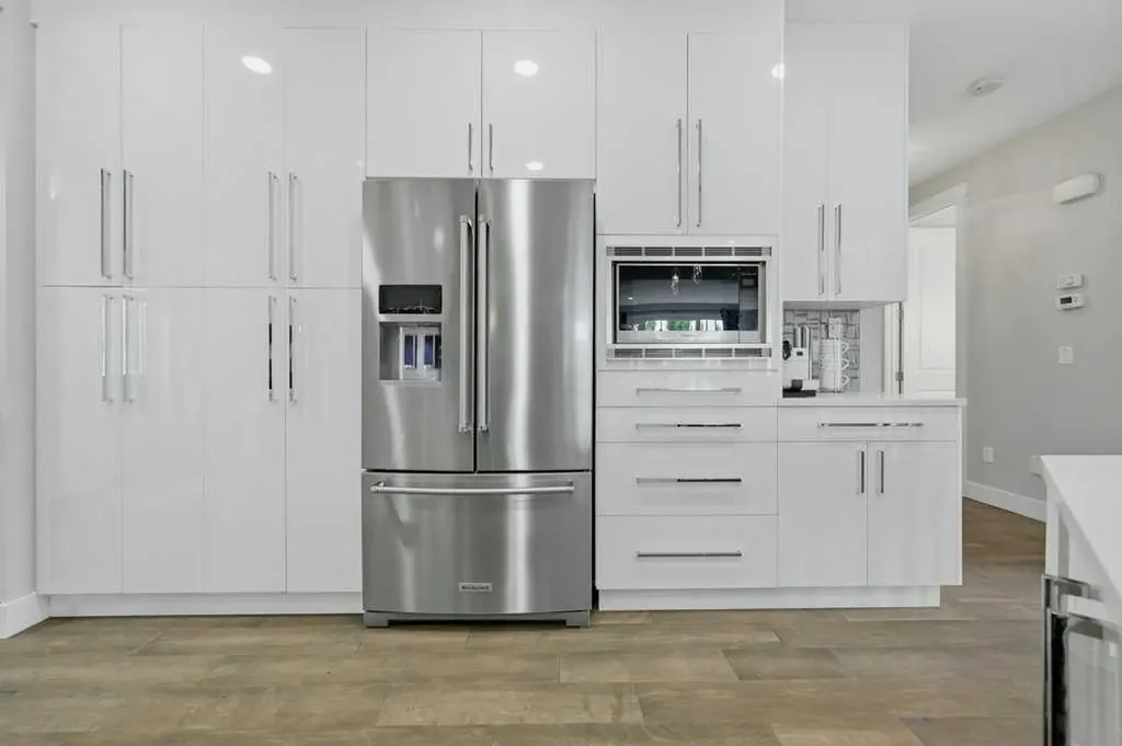 73 Westpark Crescent SW Calgary AB T3H 0C2