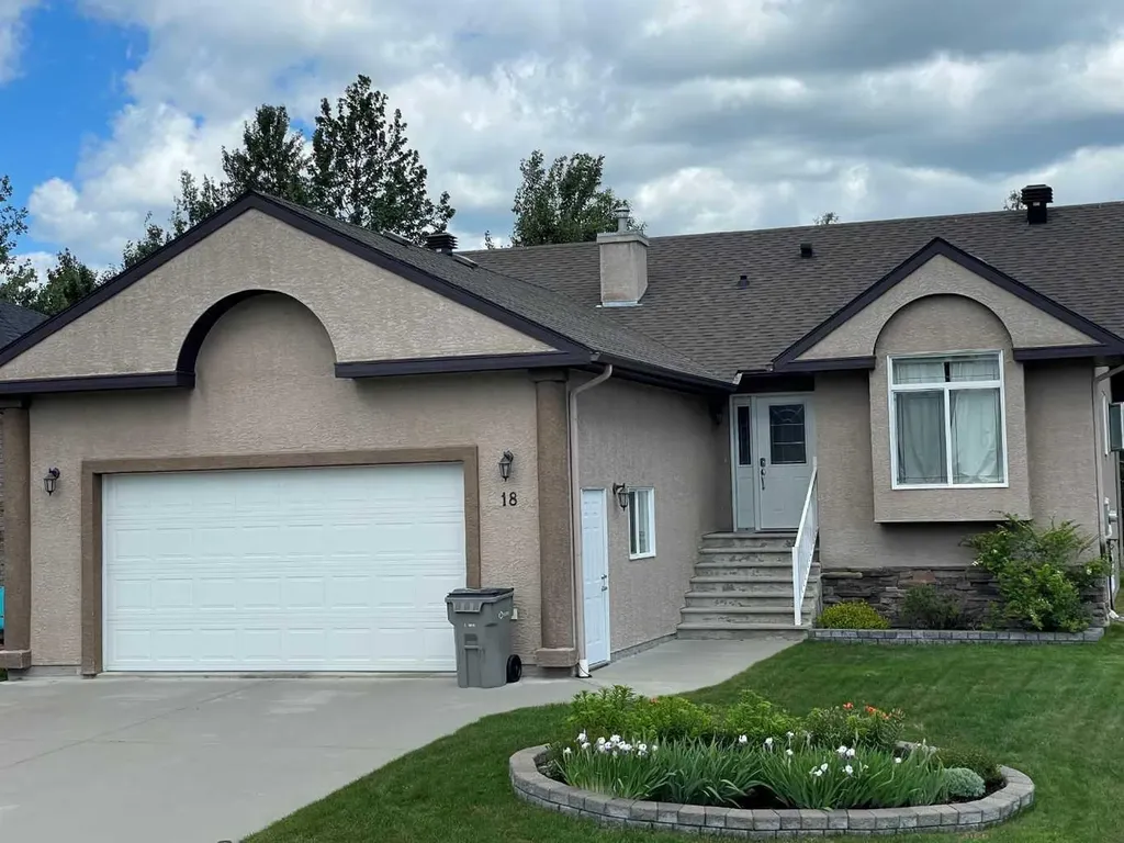 18 Park Point Whitecourt AB T7S 1W9