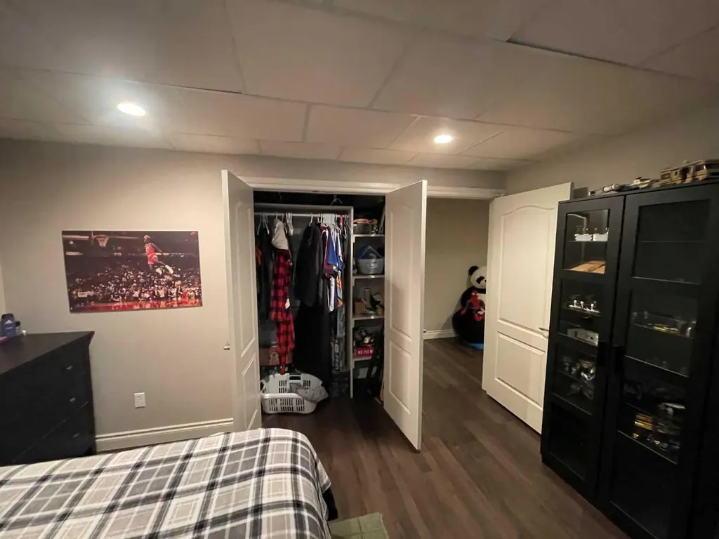 18 Park Point Whitecourt AB T7S 1W9