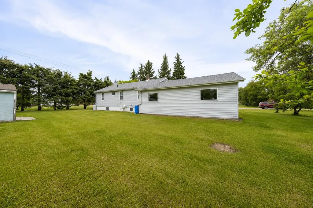 3RD Avenue East St. Walburg SK S0M2T0