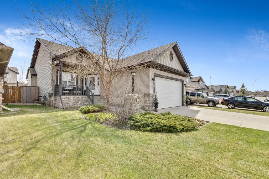 121 Cimarron Park Circle Okotoks AB T1S 2H5